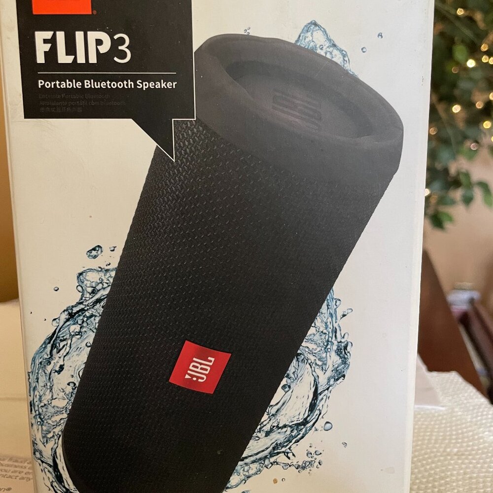JBL Flip 3 waterproof bluetooth speaker